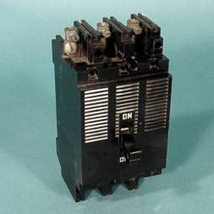 Circuit Breaker ML330 SQUARE D