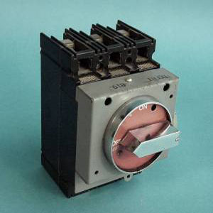 Circuit Breaker TEF134025 GENERAL ELECTRIC